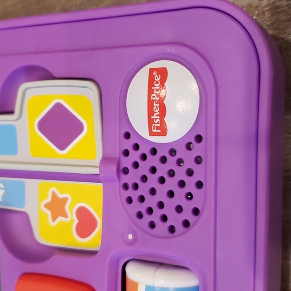 Fisher Price purple and white electronic "laptop" learning toy - Picture 4 of 7